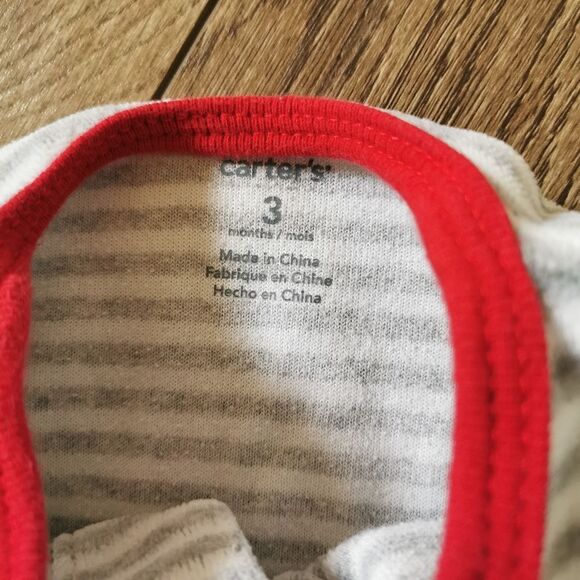 2/$15 Carter's Christmas sleeper 3m - Picture 3 of 3